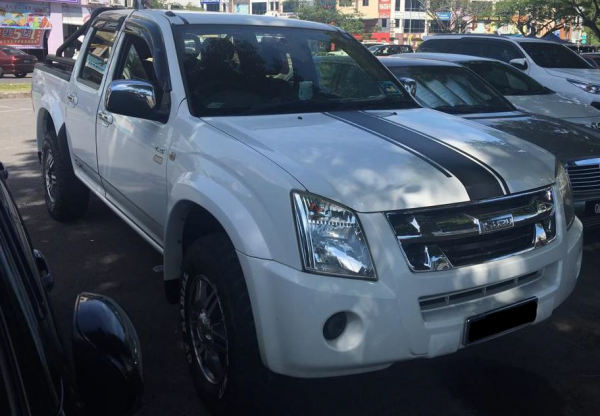 ISUZU D-MAX 2.5 (M) [2012]
