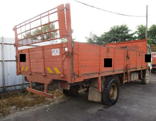 1 unit Nissan YU41H5 Cargo Lorry [2005] - Image 2
