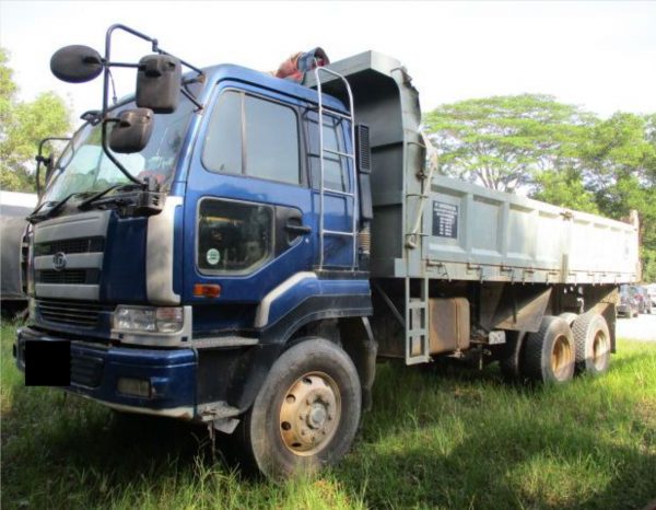 1 unit Rebuild Nissan Tipper Truck Model: CD48 - Image 2